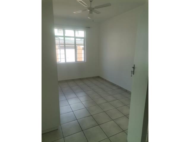 2 Bedroom Property for Sale in Morningside KwaZulu-Natal