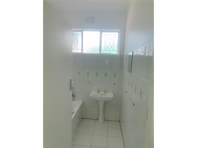 2 Bedroom Property for Sale in Morningside KwaZulu-Natal