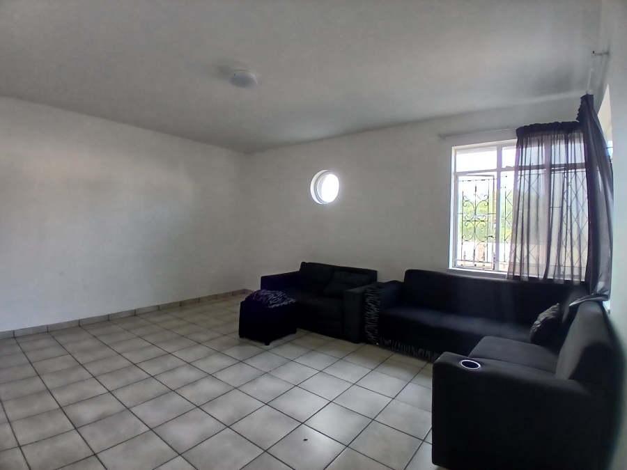 2 Bedroom Property for Sale in Morningside KwaZulu-Natal