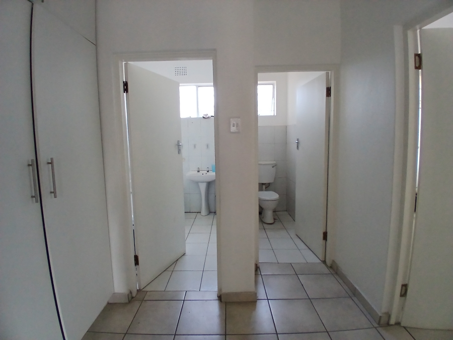 2 Bedroom Property for Sale in Morningside KwaZulu-Natal