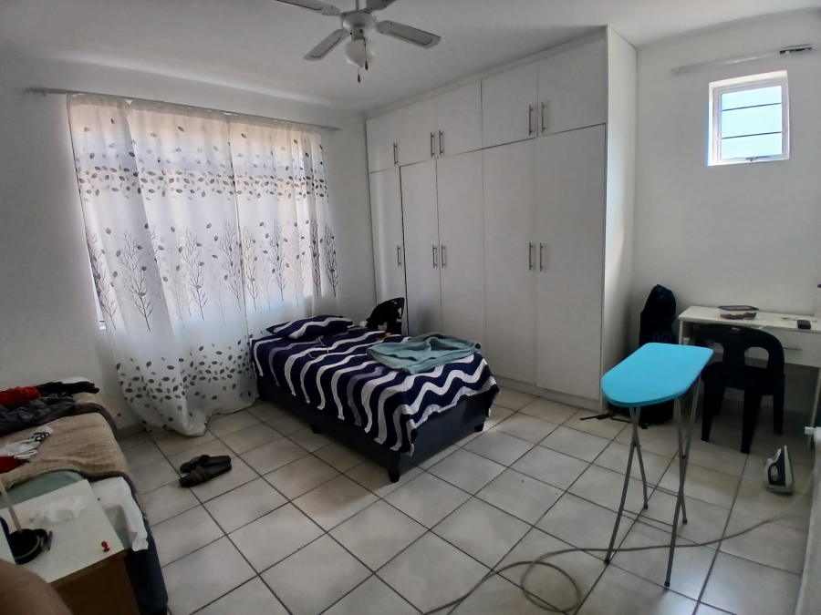 2 Bedroom Property for Sale in Morningside KwaZulu-Natal