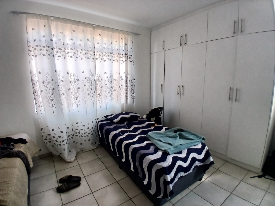 2 Bedroom Property for Sale in Morningside KwaZulu-Natal