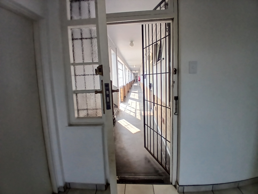 2 Bedroom Property for Sale in Morningside KwaZulu-Natal