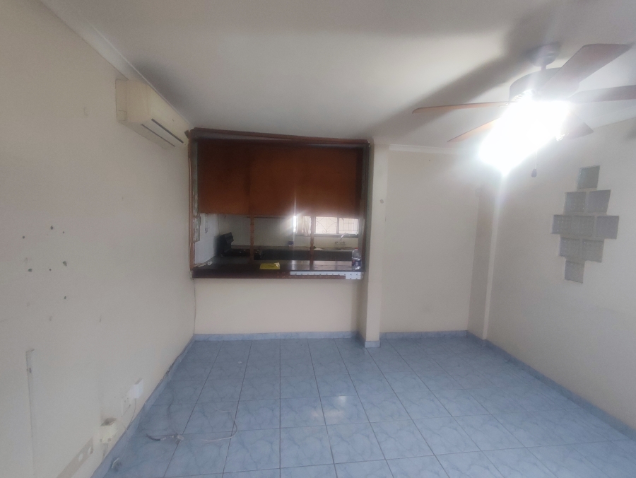 3 Bedroom Property for Sale in Northcroft KwaZulu-Natal