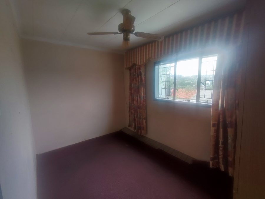 3 Bedroom Property for Sale in Northcroft KwaZulu-Natal