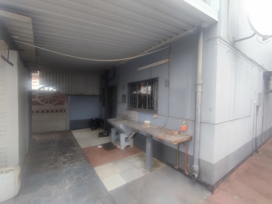 3 Bedroom Property for Sale in Northcroft KwaZulu-Natal