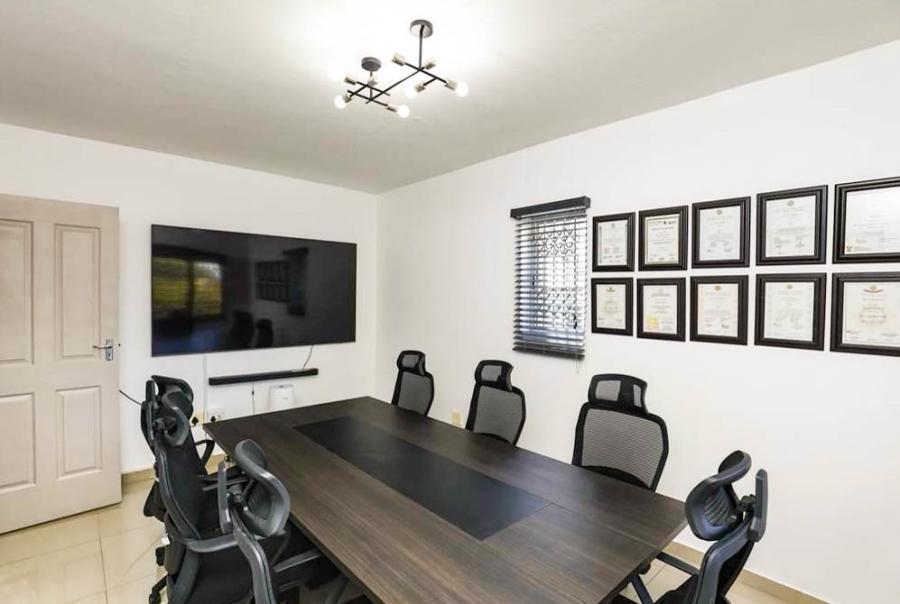 4 Bedroom Property for Sale in Avoca KwaZulu-Natal