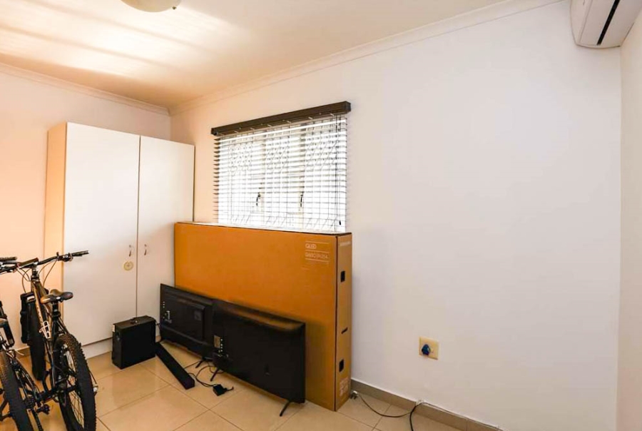 4 Bedroom Property for Sale in Avoca KwaZulu-Natal