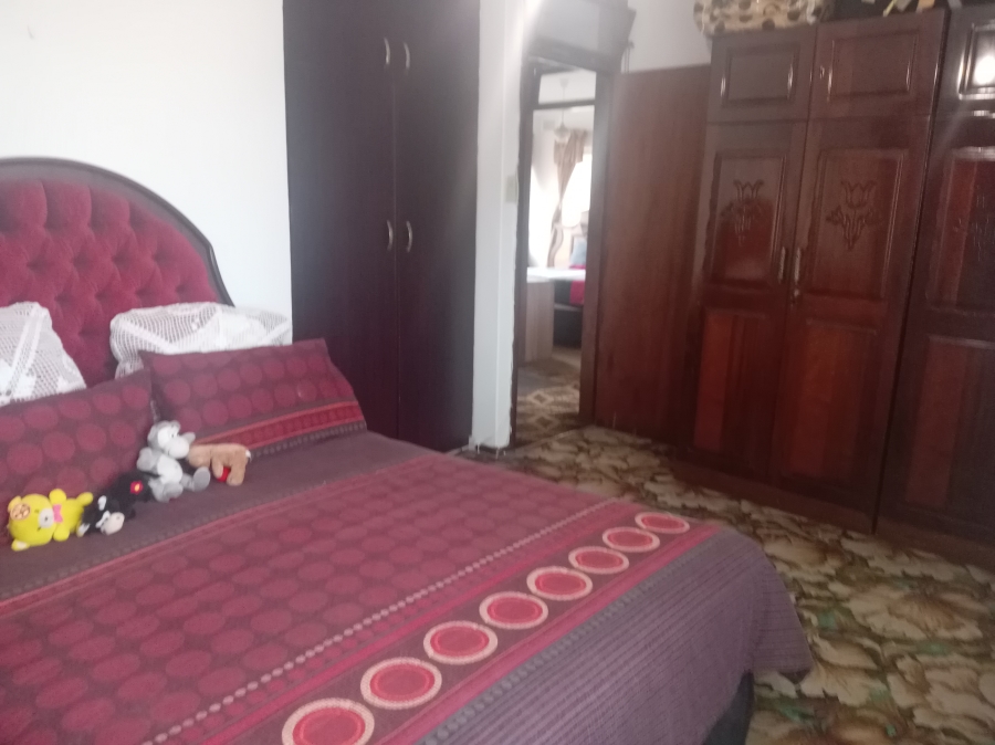 5 Bedroom Property for Sale in Kenville KwaZulu-Natal