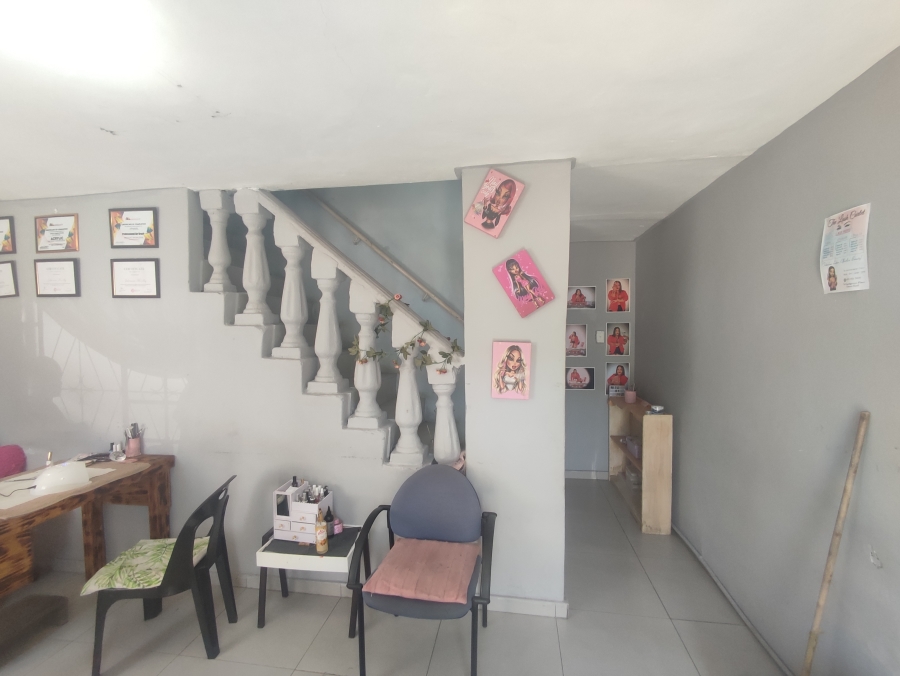 2 Bedroom Property for Sale in Grove End KwaZulu-Natal