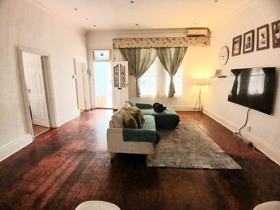 2 Bedroom Property for Sale in Glenwood KwaZulu-Natal