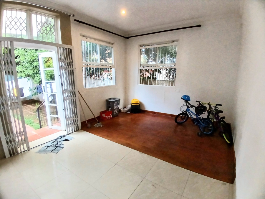 2 Bedroom Property for Sale in Glenwood KwaZulu-Natal