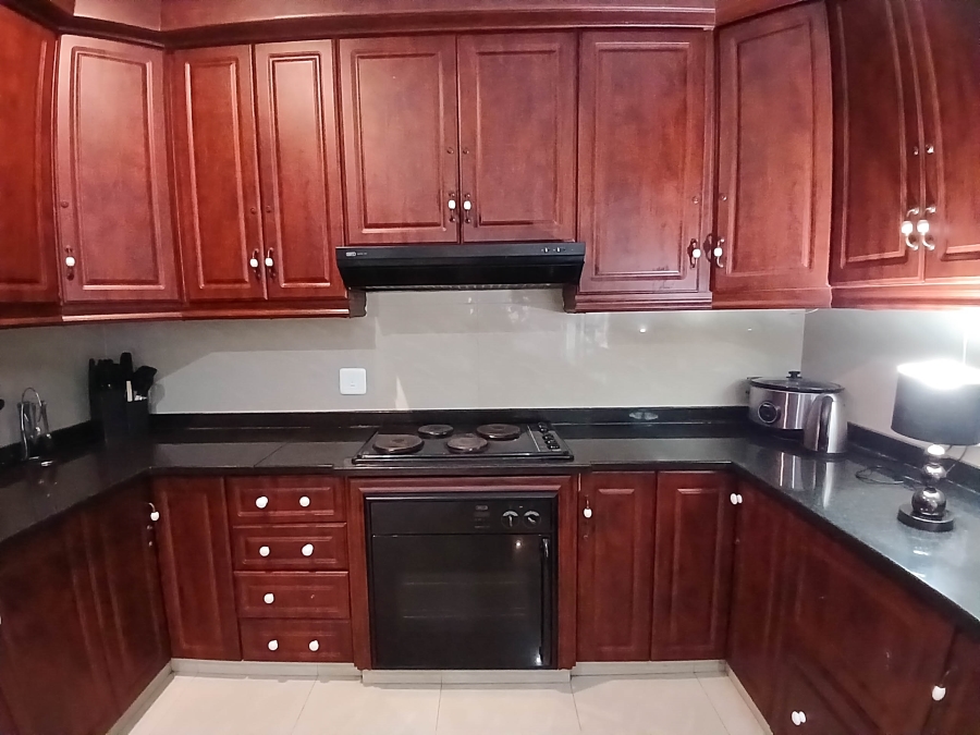 2 Bedroom Property for Sale in Glenwood KwaZulu-Natal