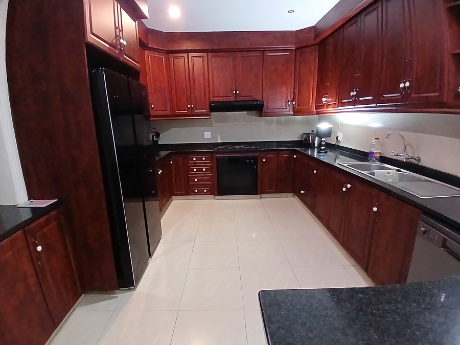 2 Bedroom Property for Sale in Glenwood KwaZulu-Natal