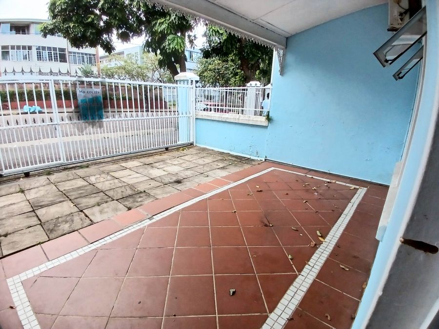 2 Bedroom Property for Sale in Glenwood KwaZulu-Natal