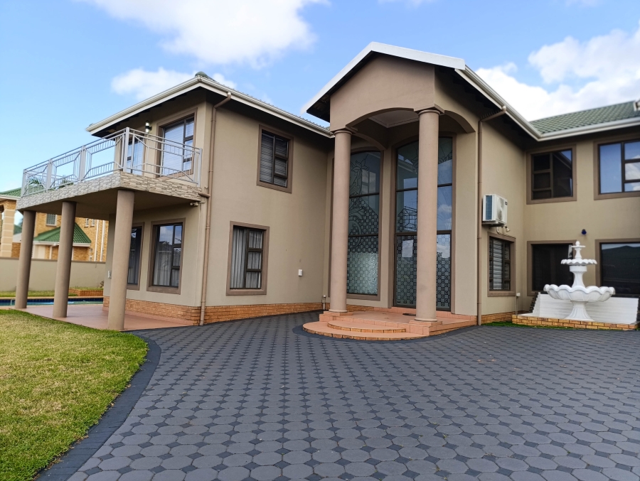 5 Bedroom Property for Sale in Somerset Park KwaZulu-Natal
