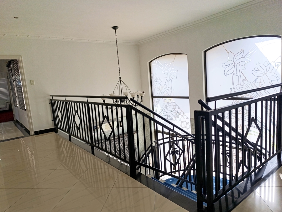 5 Bedroom Property for Sale in Somerset Park KwaZulu-Natal