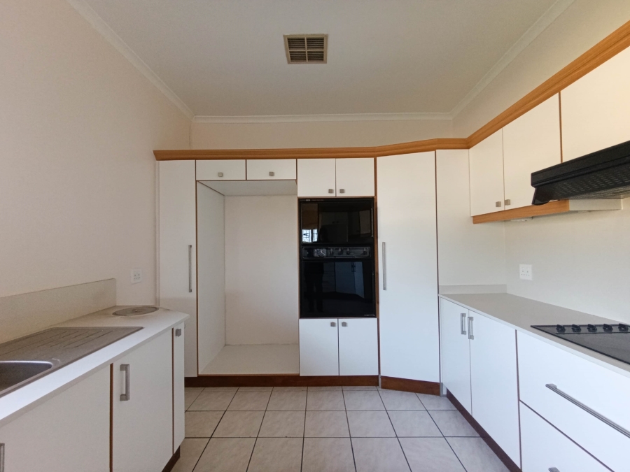 5 Bedroom Property for Sale in Prestondale KwaZulu-Natal