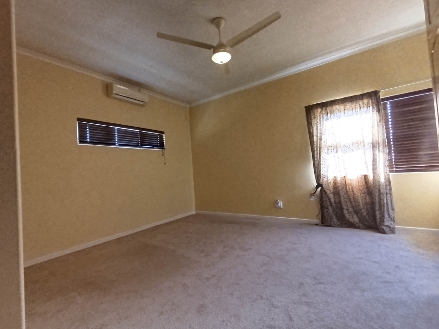 5 Bedroom Property for Sale in Prestondale KwaZulu-Natal