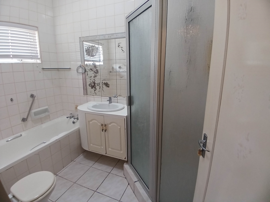 5 Bedroom Property for Sale in Prestondale KwaZulu-Natal
