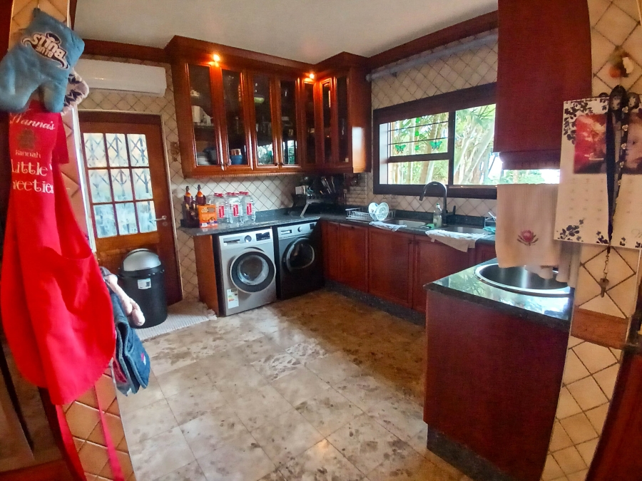 4 Bedroom Property for Sale in Herrwood Park KwaZulu-Natal