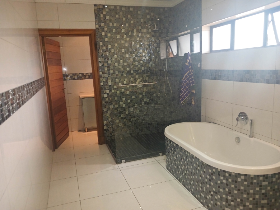 4 Bedroom Property for Sale in Herrwood Park KwaZulu-Natal
