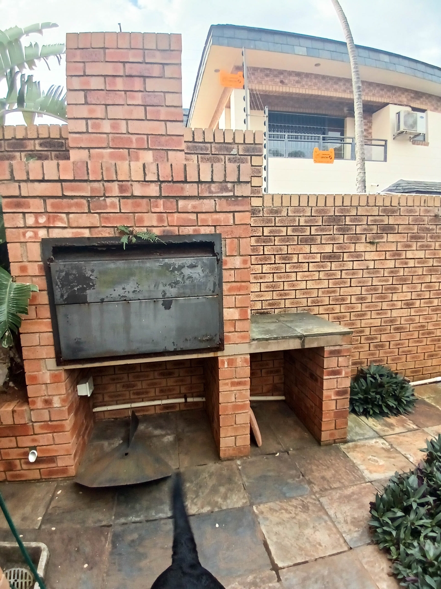 4 Bedroom Property for Sale in Herrwood Park KwaZulu-Natal