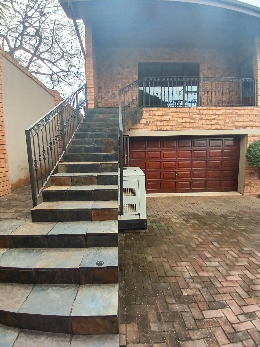 4 Bedroom Property for Sale in Herrwood Park KwaZulu-Natal