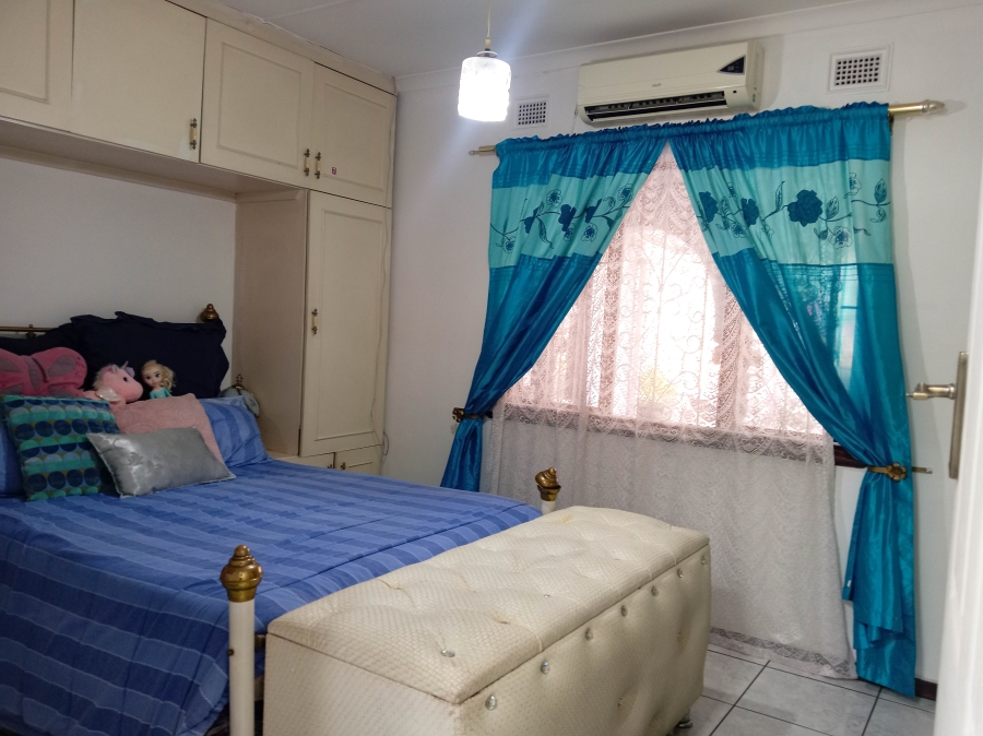 4 Bedroom Property for Sale in Kenville KwaZulu-Natal