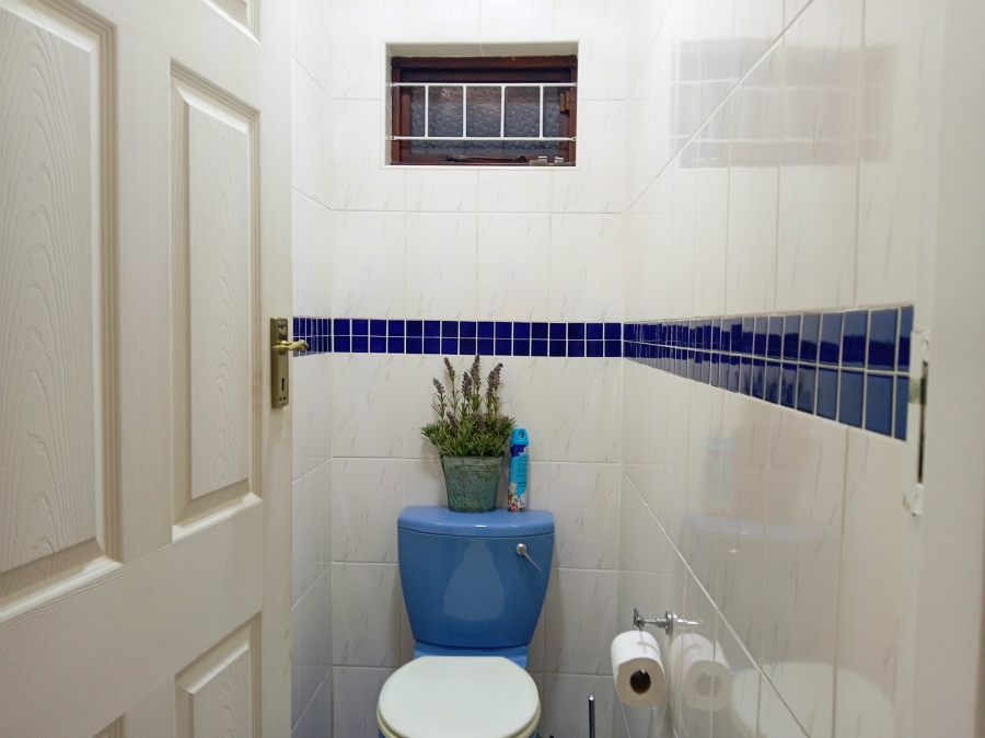 4 Bedroom Property for Sale in Kenville KwaZulu-Natal