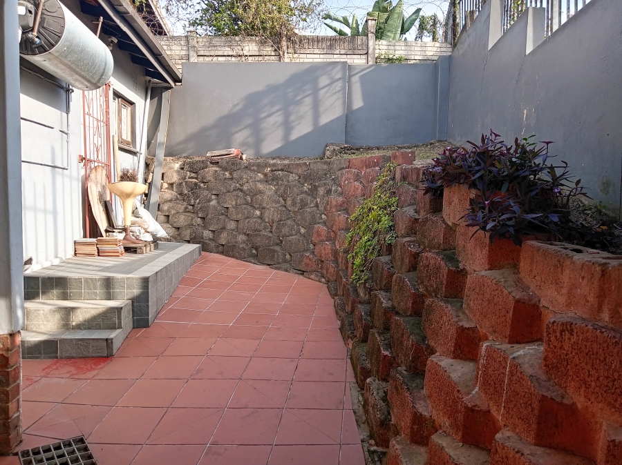 4 Bedroom Property for Sale in Kenville KwaZulu-Natal