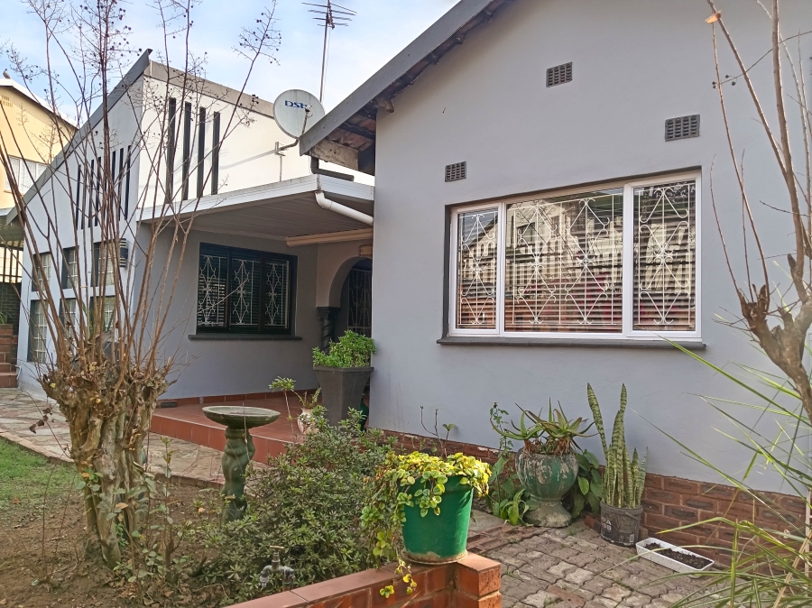4 Bedroom Property for Sale in Kenville KwaZulu-Natal