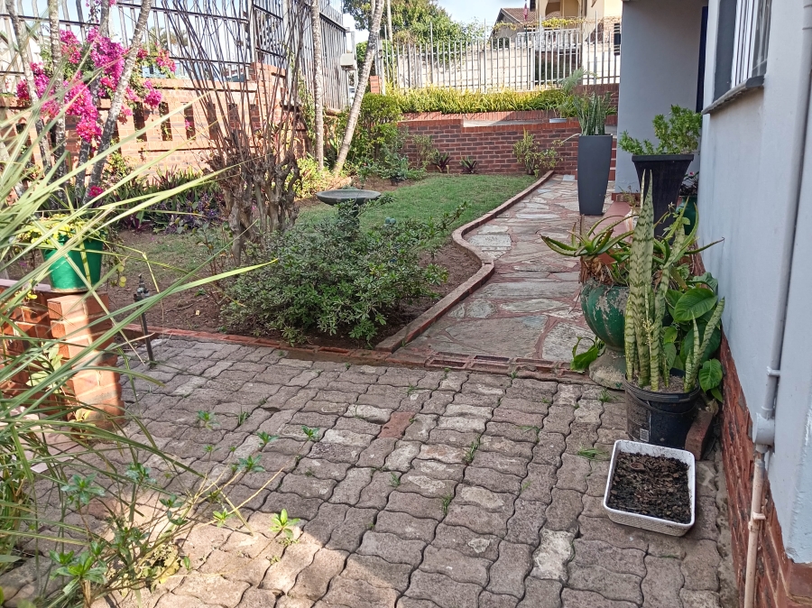 4 Bedroom Property for Sale in Kenville KwaZulu-Natal