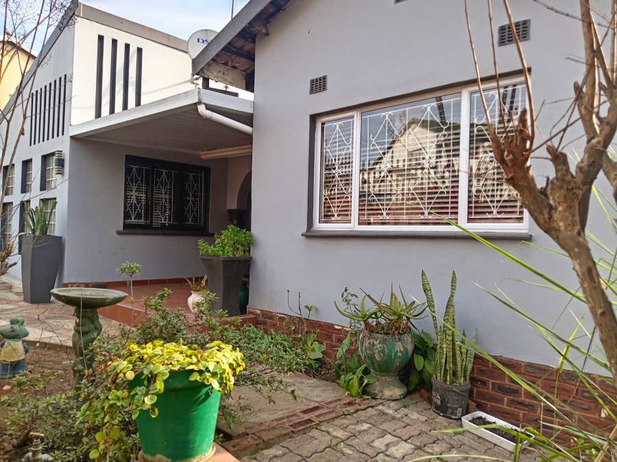 4 Bedroom Property for Sale in Kenville KwaZulu-Natal