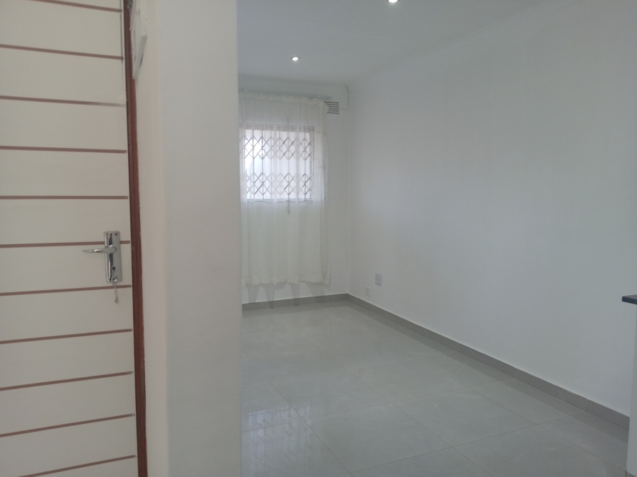 2 Bedroom Property for Sale in Lotus Park KwaZulu-Natal