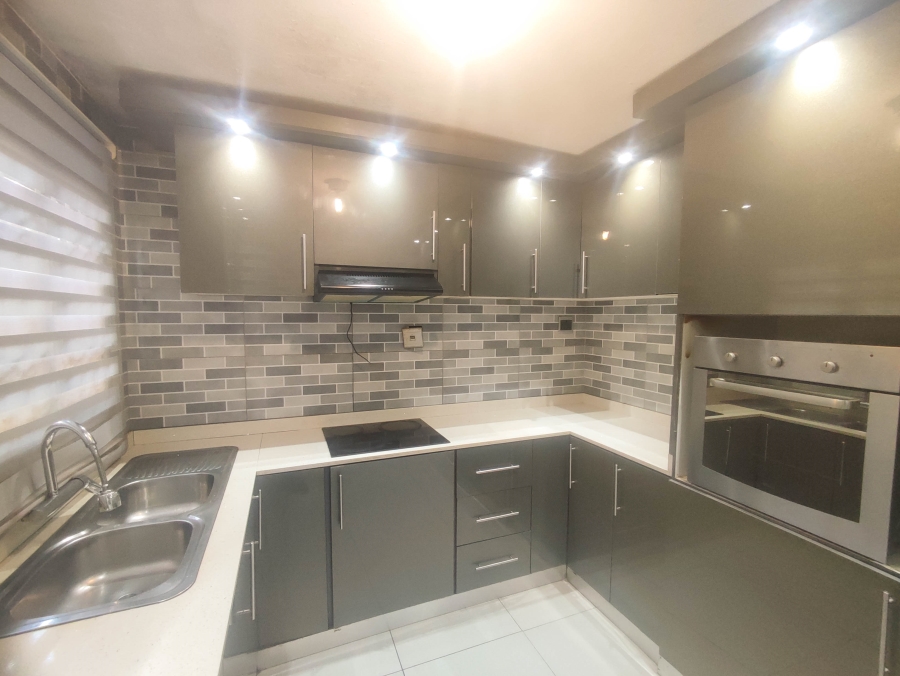 3 Bedroom Property for Sale in Eastbury KwaZulu-Natal