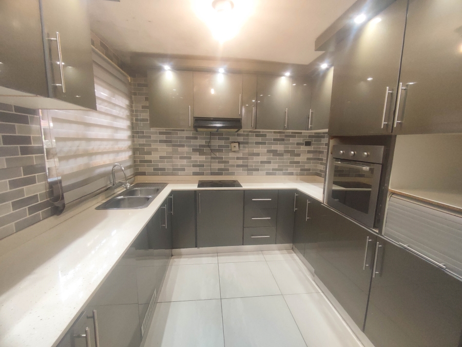 3 Bedroom Property for Sale in Eastbury KwaZulu-Natal