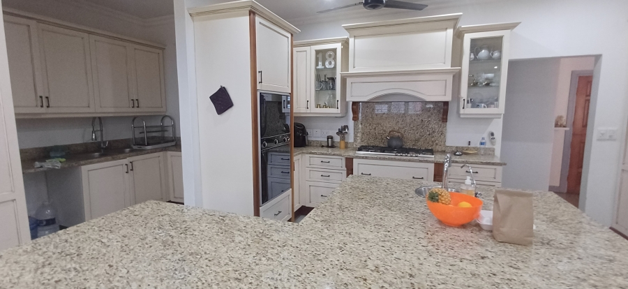 5 Bedroom Property for Sale in Blythedale KwaZulu-Natal