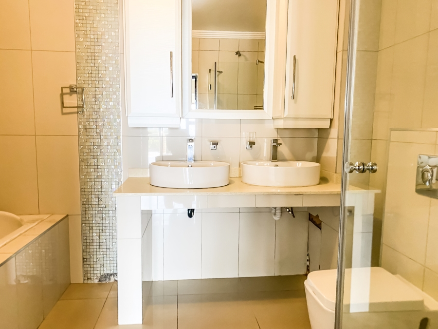 4 Bedroom Property for Sale in Umhlanga Ridge KwaZulu-Natal