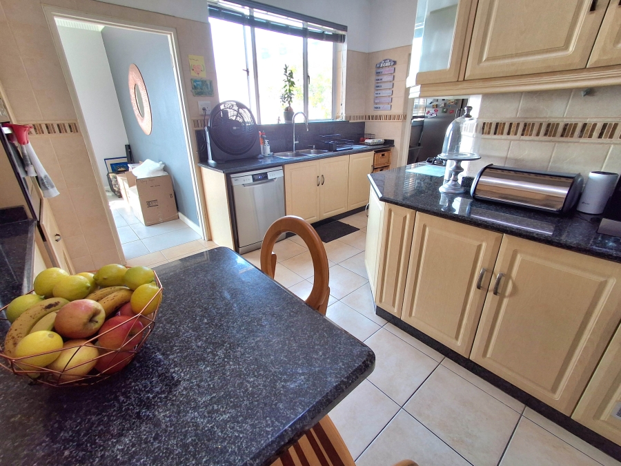 3 Bedroom Property for Sale in Glenwood KwaZulu-Natal