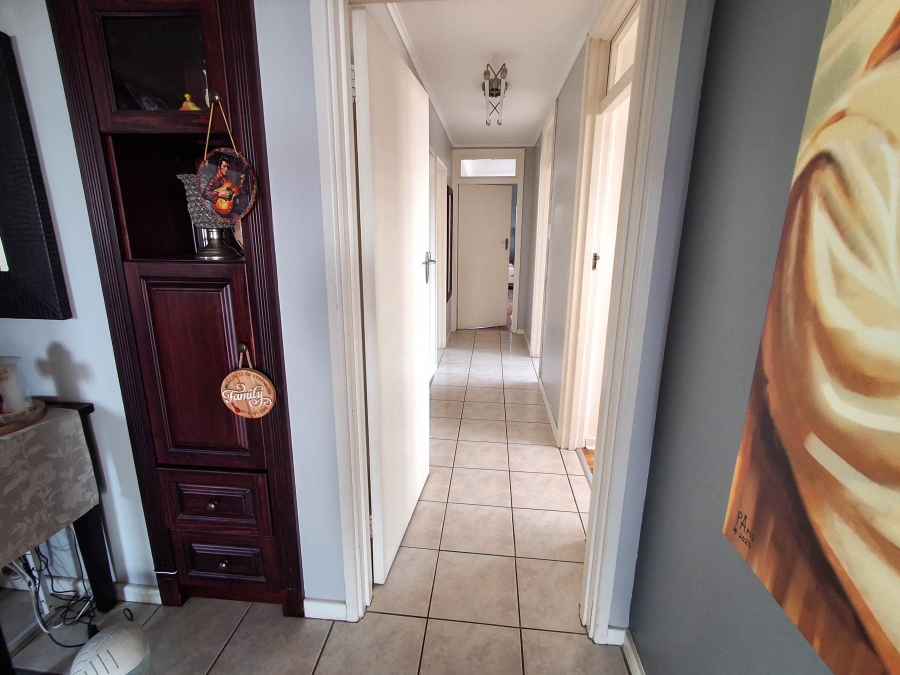 3 Bedroom Property for Sale in Glenwood KwaZulu-Natal