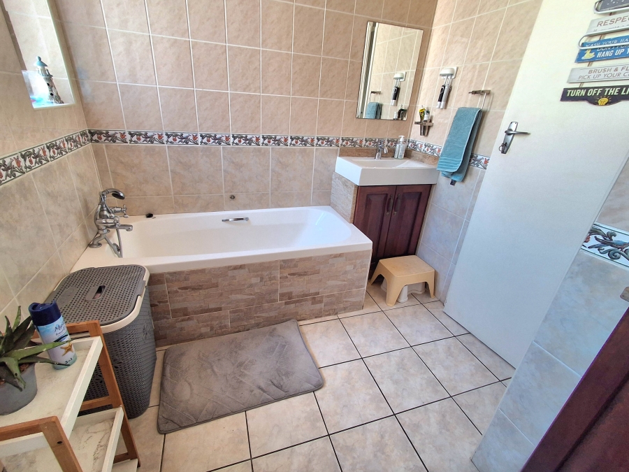 3 Bedroom Property for Sale in Glenwood KwaZulu-Natal