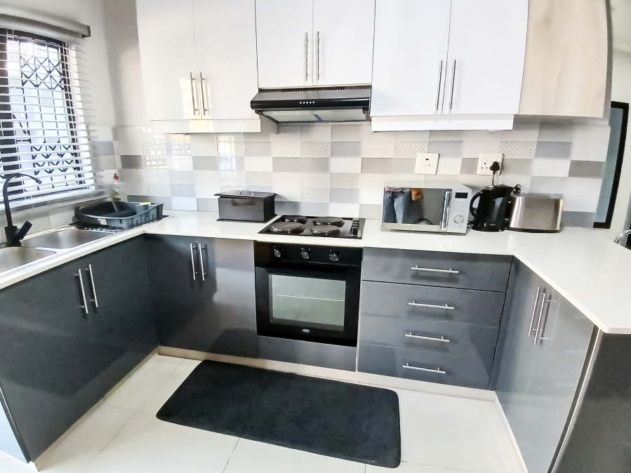 To Let 2 Bedroom Property for Rent in Morningside KwaZulu-Natal