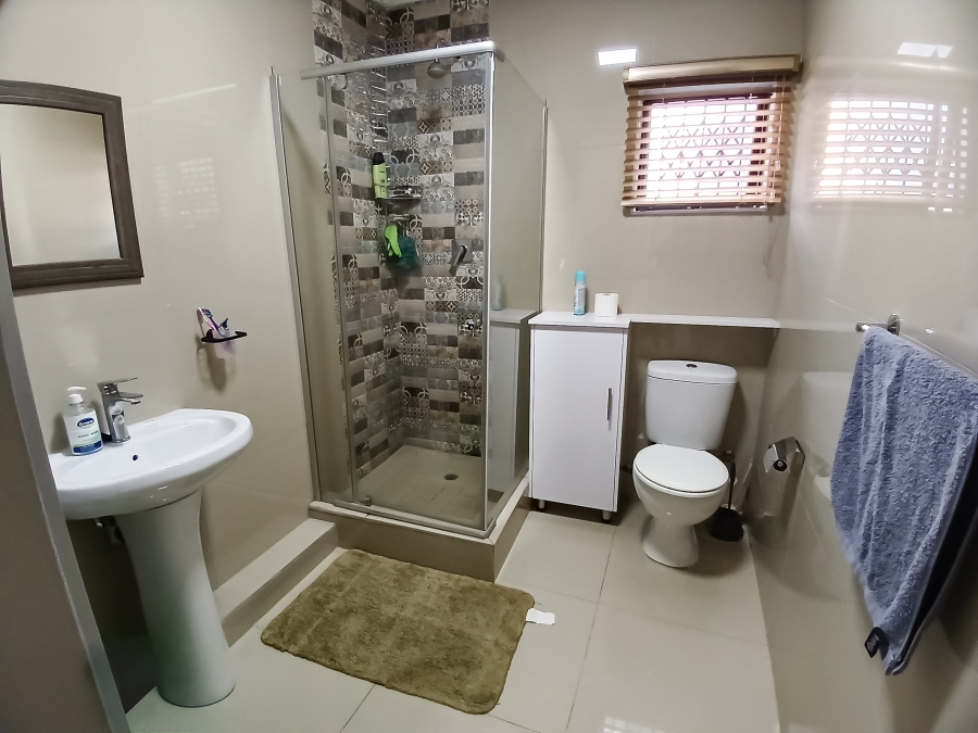 To Let 2 Bedroom Property for Rent in Morningside KwaZulu-Natal