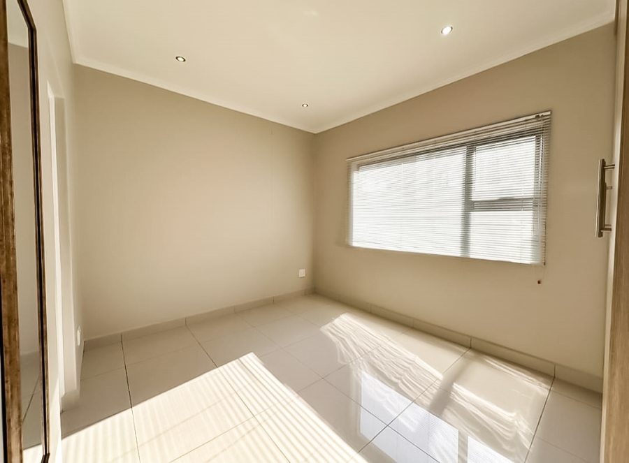 2 Bedroom Property for Sale in Umhlanga Ridge KwaZulu-Natal