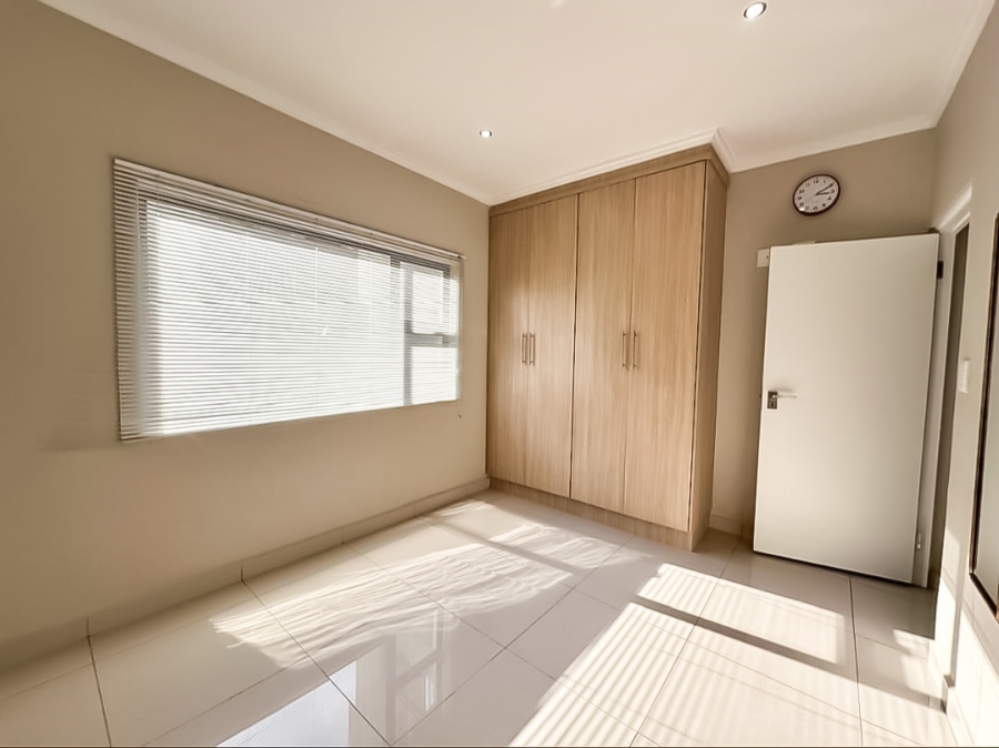 2 Bedroom Property for Sale in Umhlanga Ridge KwaZulu-Natal