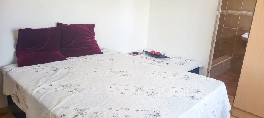 To Let 2 Bedroom Property for Rent in Belvedere KwaZulu-Natal