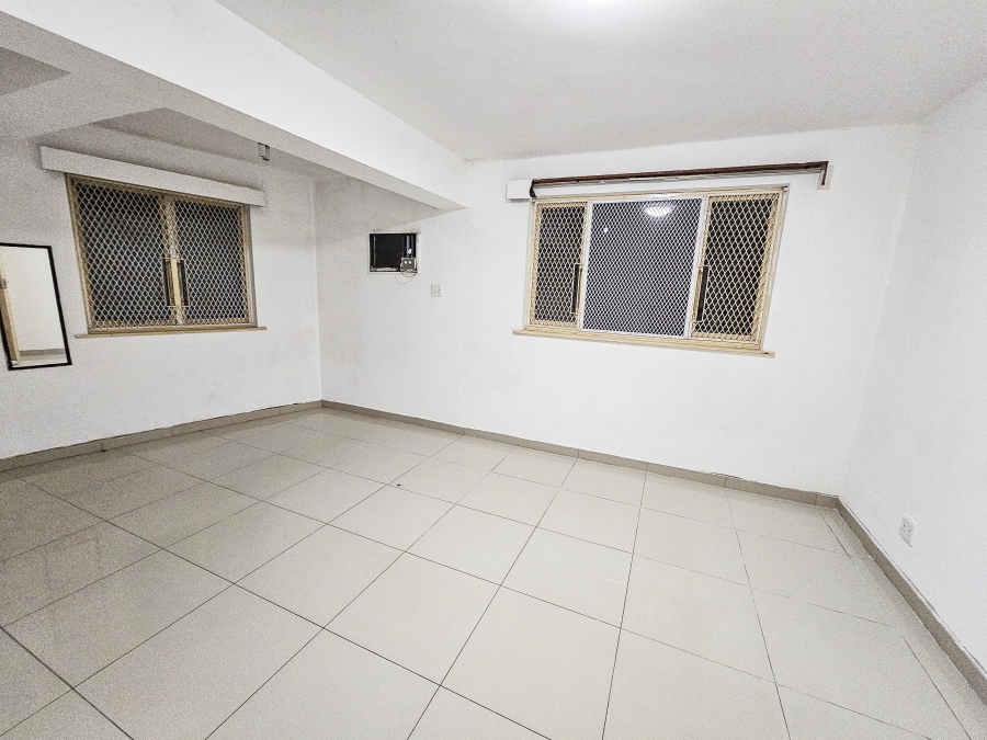 To Let 4 Bedroom Property for Rent in Glenwood KwaZulu-Natal