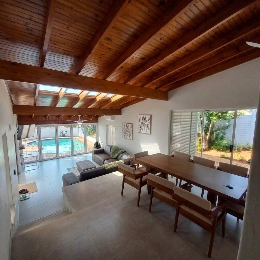 To Let 4 Bedroom Property for Rent in Umhlanga KwaZulu-Natal