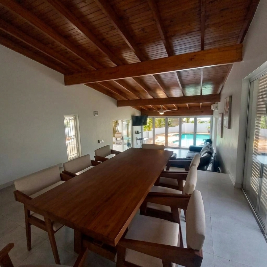 To Let 4 Bedroom Property for Rent in Umhlanga KwaZulu-Natal